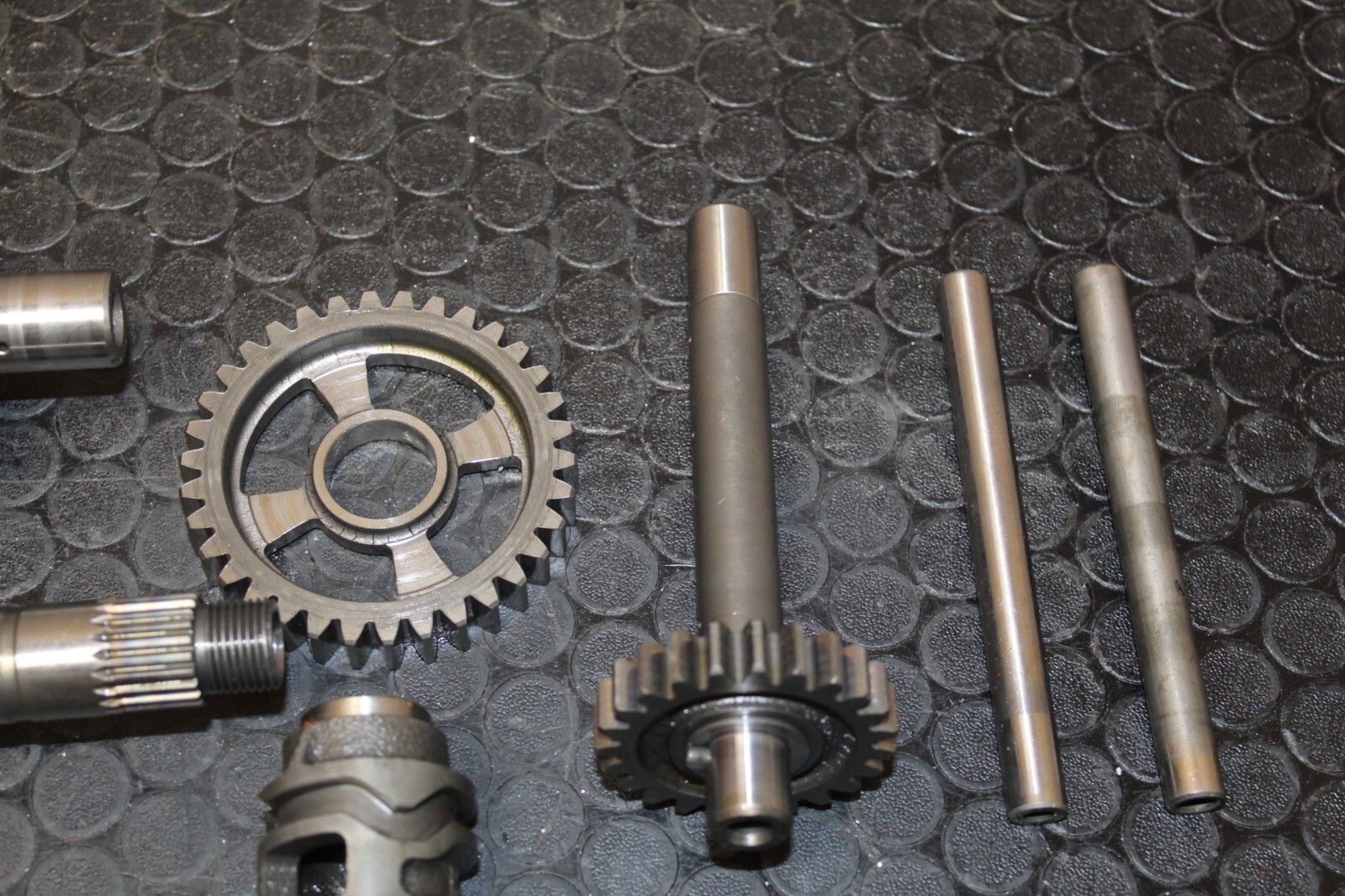Picture 4 of 6