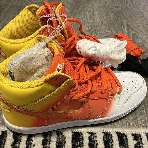 Nike SB Dunk High Pro Sweet Tooth Candy Corn Shoes FN5107-700 Men's Size: 9