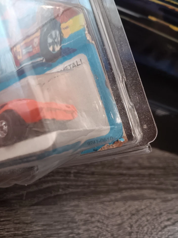 HOT WHEELS 1975 CORVETTE STINGRAY ORANGE BLACKWALL VINTAGE Unpunched  - Image 4 of 4