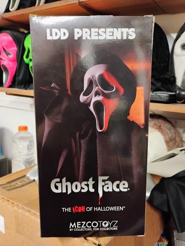 Living Dead Dolls Ghostface Scream Figurka 10" Horror Kolekcjonerskie zabawki Mezco - Zdjęcie 3 z 6
