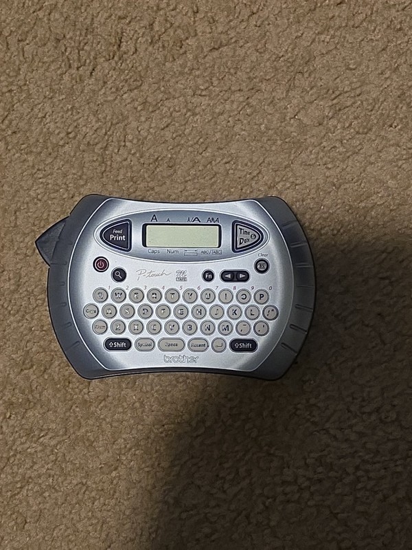 BROTHER P-TOUCH PT-70 WITH White Tape LABEL MAKER HANDHELD GRAY             