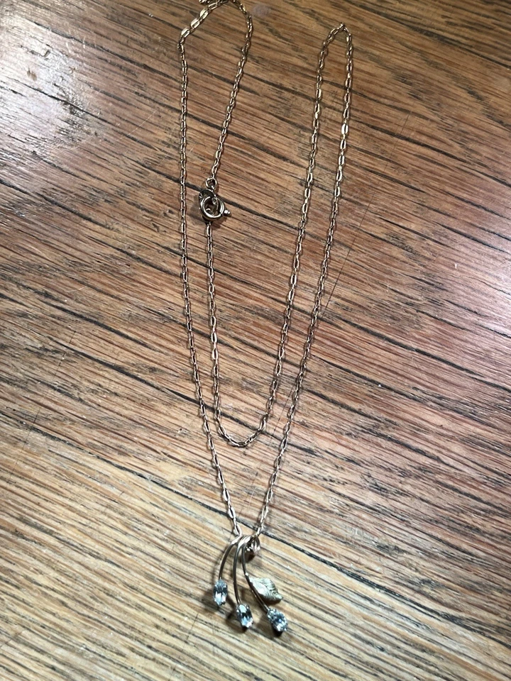 Vintage Krementz 10KT Yellow Gold Filled White Topaz Flower Pendant Necklace - Image 3 of 4