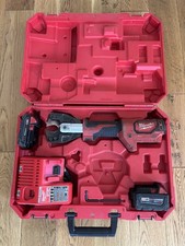Milwaukee 2672-20 Force Logic Cable Cutter M18 2x Battery Case Charger Working