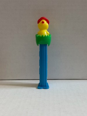   Vintage PEZ Chick In Egg Shell - With Feet - Hungary