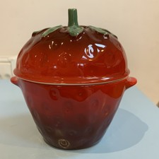 Le Creuset Strawberry Stoneware Ceramic Cocotte with Lid -No Box but never used.