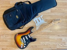 Fender USA 2003 62 reissue Highway 1 Stratocaster  Sunburst plus bag & Pickguard