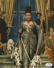 Emma Thompson Cruella Autographed Signed 8x10 Photo ACOA