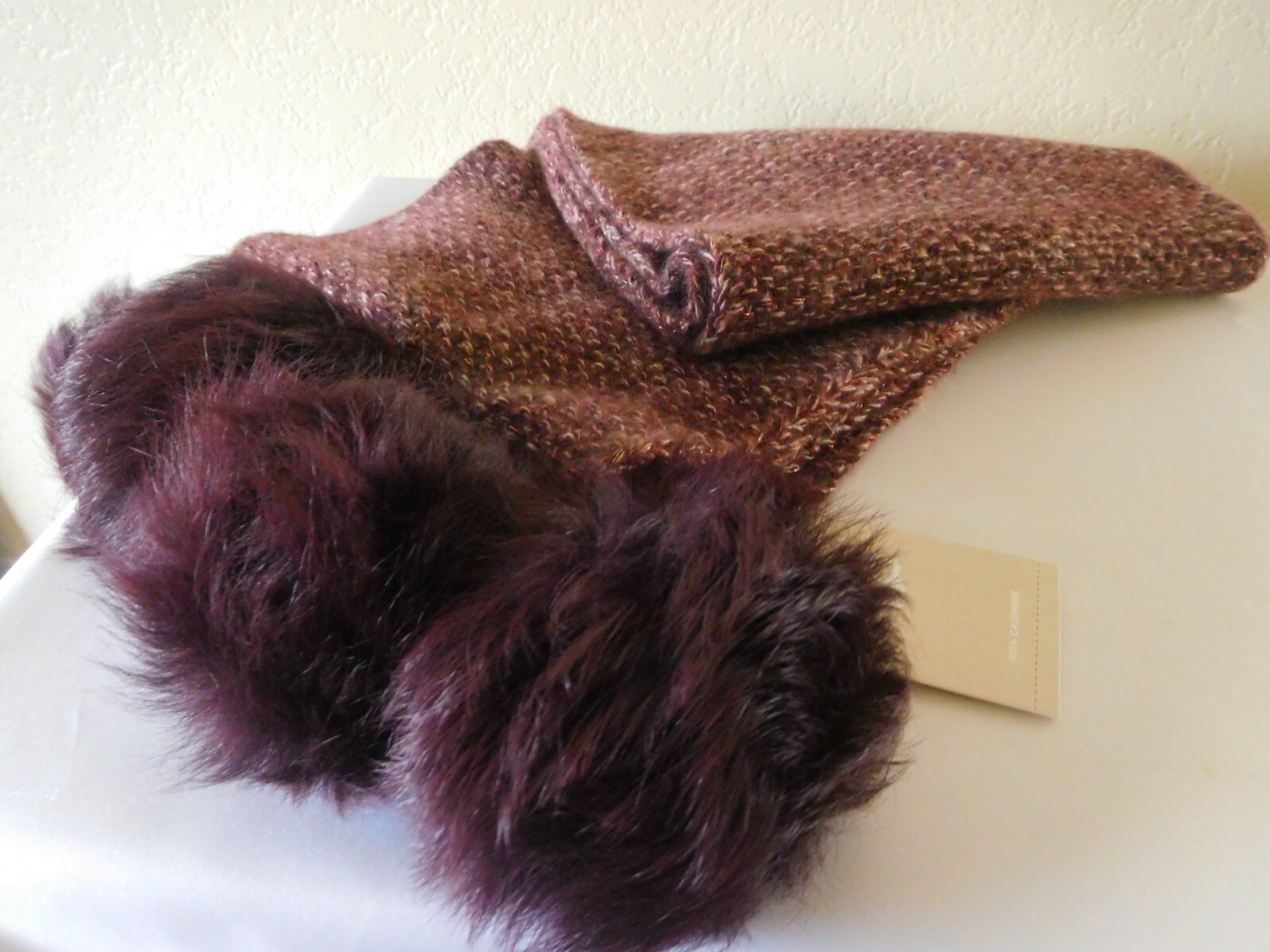 New UGG Australia Quatro Pom 100percent Cashmere Port Scarf Wrap