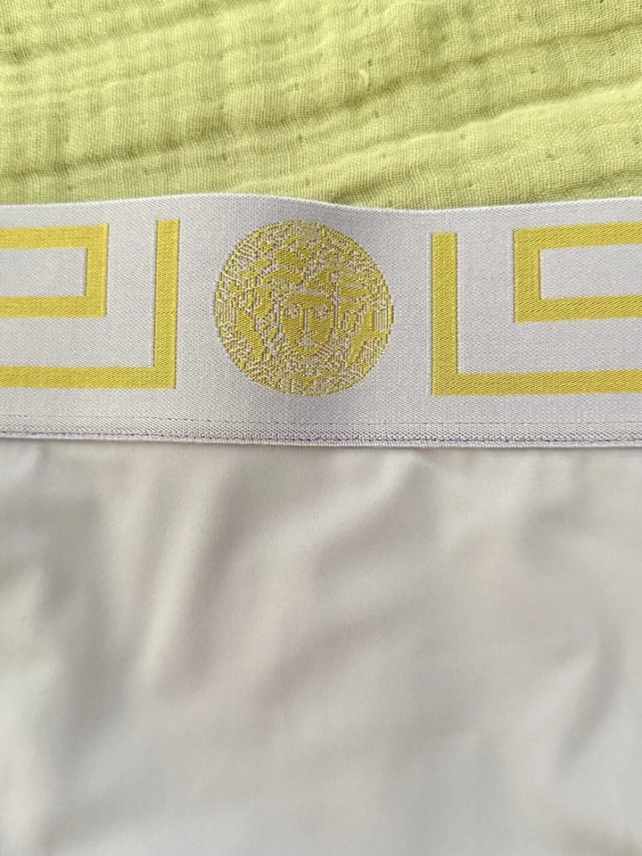 Auténtico fondo de natación Versace borde greca talla 3 Foto 4 de 4