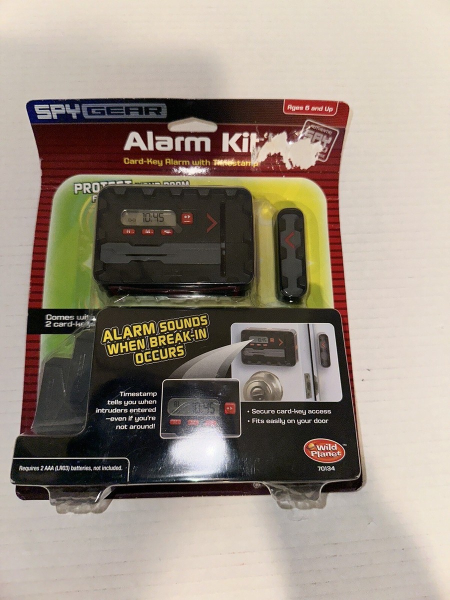 Wild Planet Spy Gear Alarm Kit Toy Card Key Alarm with