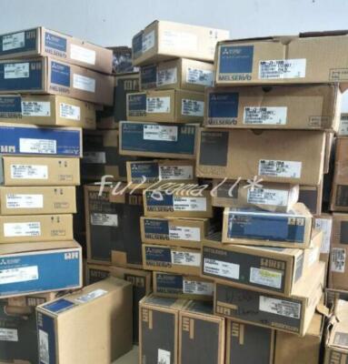 1PCS NEW MR-J2S-700B-PD146 Mitsubishi MR-J2S-700B-PD146
