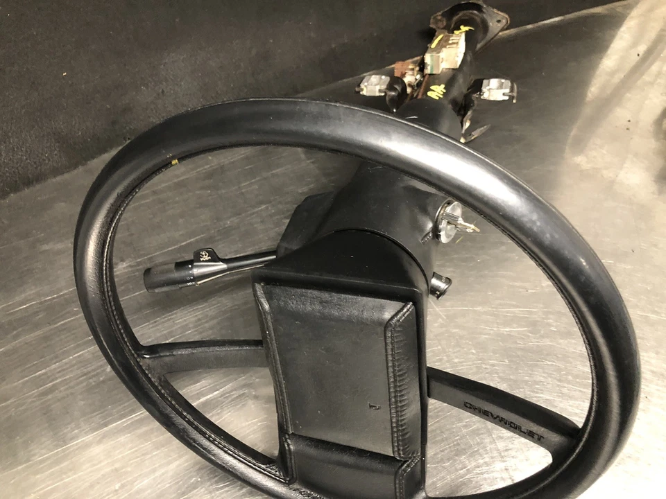 1984-1988 Chevrolet Camaro Firebird M/T Steering Column No Tilt W/ Key — 第 3/4 张图片