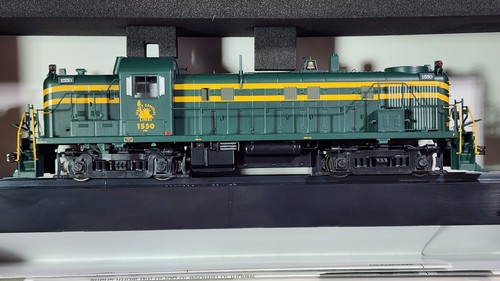 Jersey Central RR ALCO RS-3 Phase 2 Diesel 1550 w/ DCC Lok Sound Bowser 25418