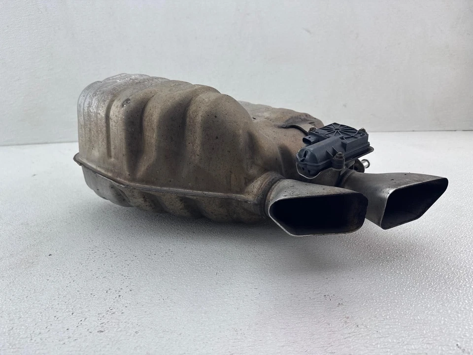 2013-2015 AUDI A8 / S8 4.0L REAR LEFT EXHAUST MUFFLER OEM - Image 3 of 4