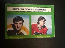 1973-74 O-Pee-Chee #138 Power Play Goal Leaders Phil Esposito, Rick MacLeish Vg