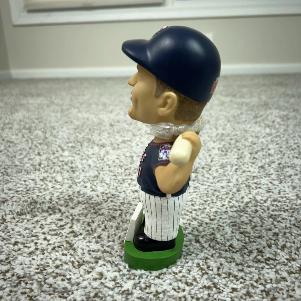 老式明尼苏达双城队摇头公仔美国职棒大联盟棒球科里·科斯基 #47 场馆赠品 — 第 2/4 张图片