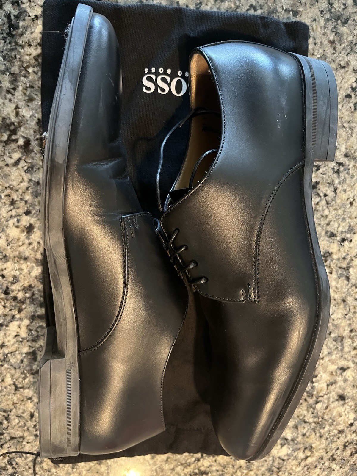 Hugo Boss US Size 8.0 Kensington Men’s Oxford Derby Lace Black Textured Leather image 3