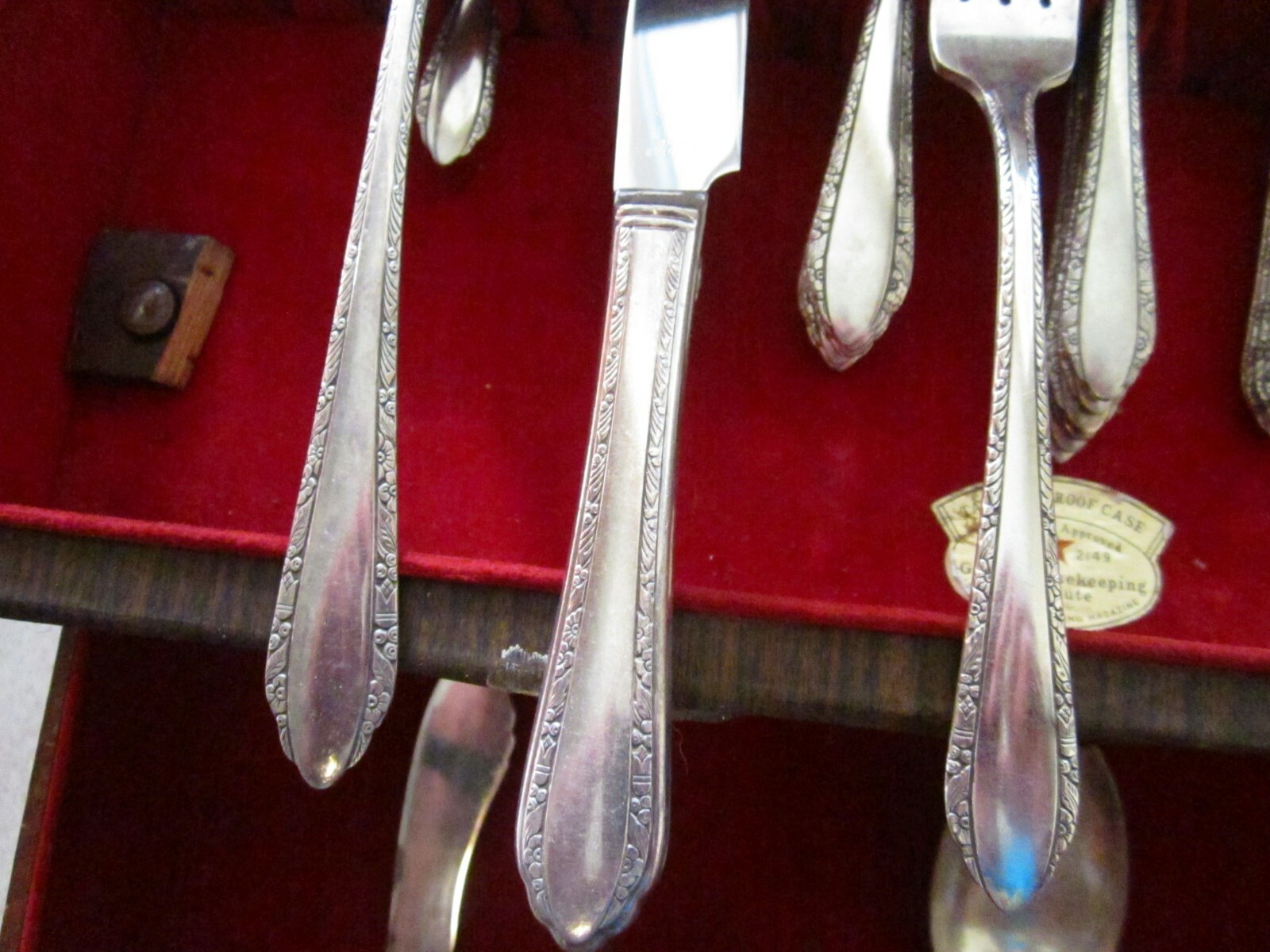 58 Piece Tudor Plate Silverware By Oneida Community Silversmith With