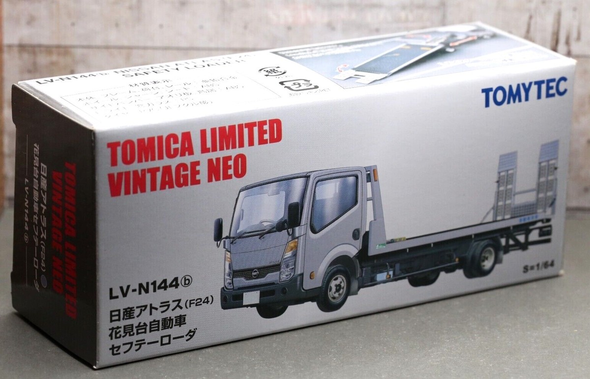 TOMYTEC Tomica Limited Vintage NEO 1/64 LV-N144b Nissan