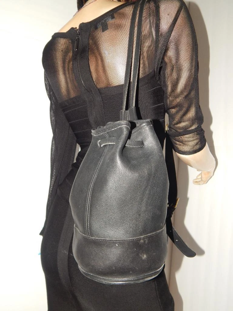 Vintage Classic COACH Bixby Black Leather Crossbody Sling 