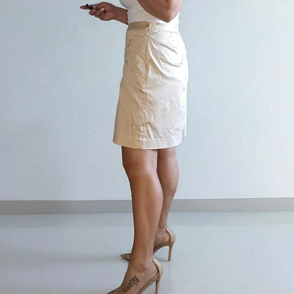 Falda corta Ralph Lauren Golf caqui hasta la rodilla talla 10 Foto 2 de 4