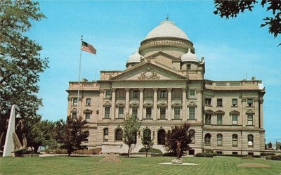 Wilkes-Barre Pennsylvania, Luzerne County Courthouse, Vintage Postcard
