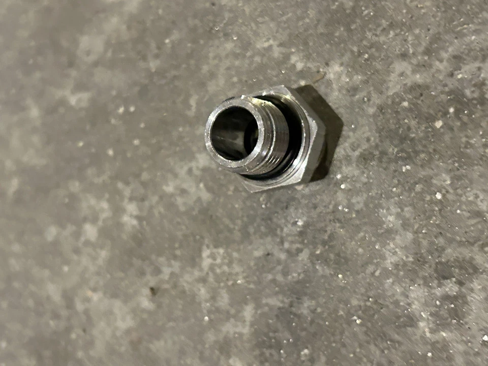 Kit de línea de refrigerante turbo Dorman 926-187 para modelos Ford Lincoln Foto 4 de 4