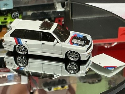 Hot Wheels Elite 64 1990 BMW 318i Touring E30 Wagon Touring