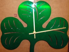 SHAMROCK WALL CLOCK- U.S. MADE-- EMERALD GREEN METAL 