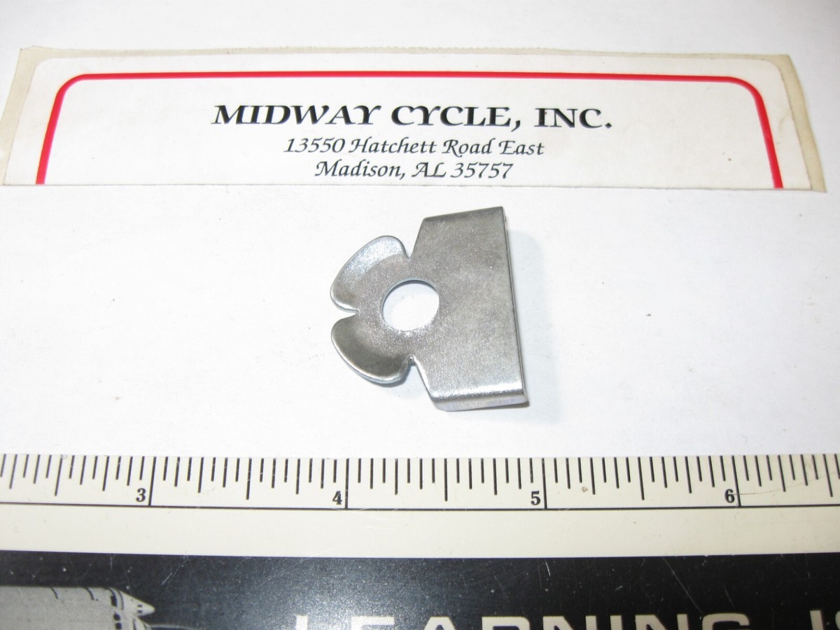 HONDA CL175A NOS 8.2MM TONGUED WASHER A 90532-240-000 USE TO FRAME