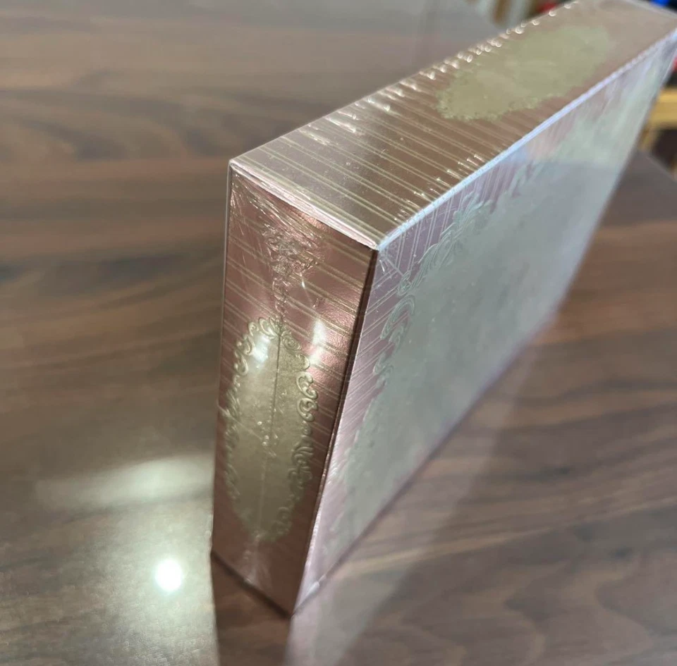 Milano Collection Face Up Powder 2023 kanebo limited edition 24g New - Image 3 of 4