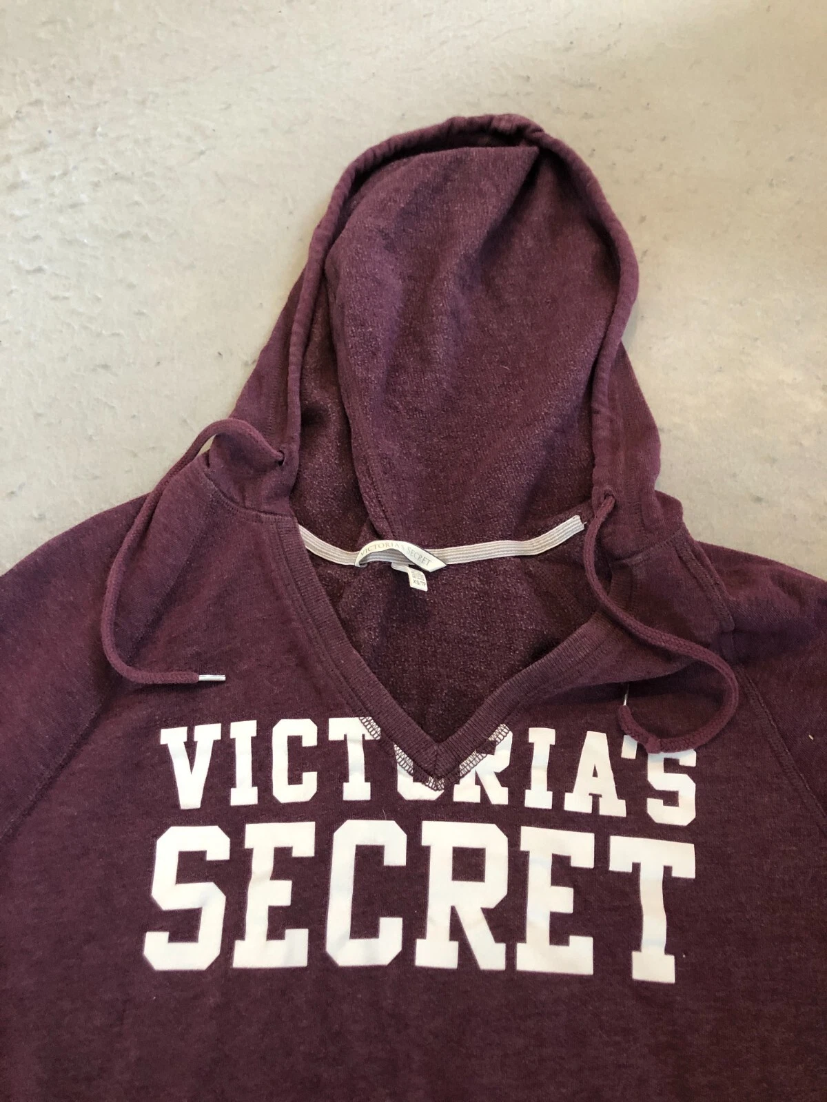 UNDERCOVER Felpa con cappuccio Victoria's Secret donna extra small collo a V pullover
