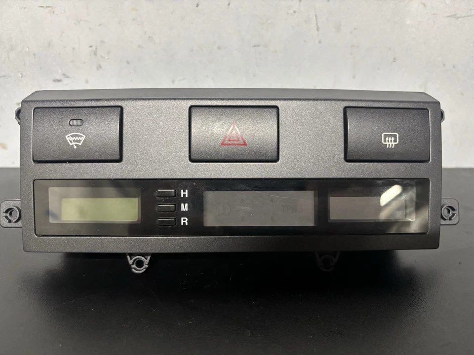 Reloj digital Kia Sorento 2007-2009 interruptores de descongelación de peligro Foto 2 de 4