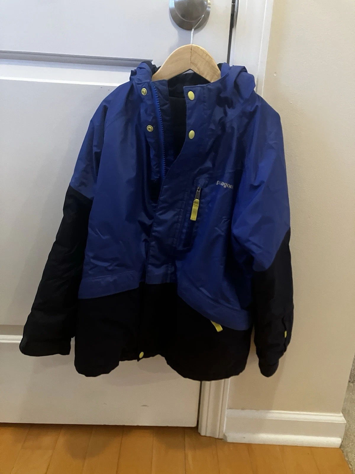Patagonia Boys Youth Insulated Ski Snow Jacket - Royal Blue Size S (7-8)