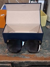 Louis Vuitton Women s Oversized Square Sunglasses Black Frame, Tinted Logo