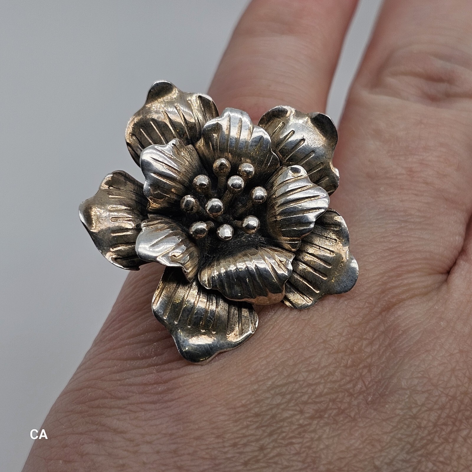 Photo 7 of Sterling Silver Hand Crafted Flower Ring Size M