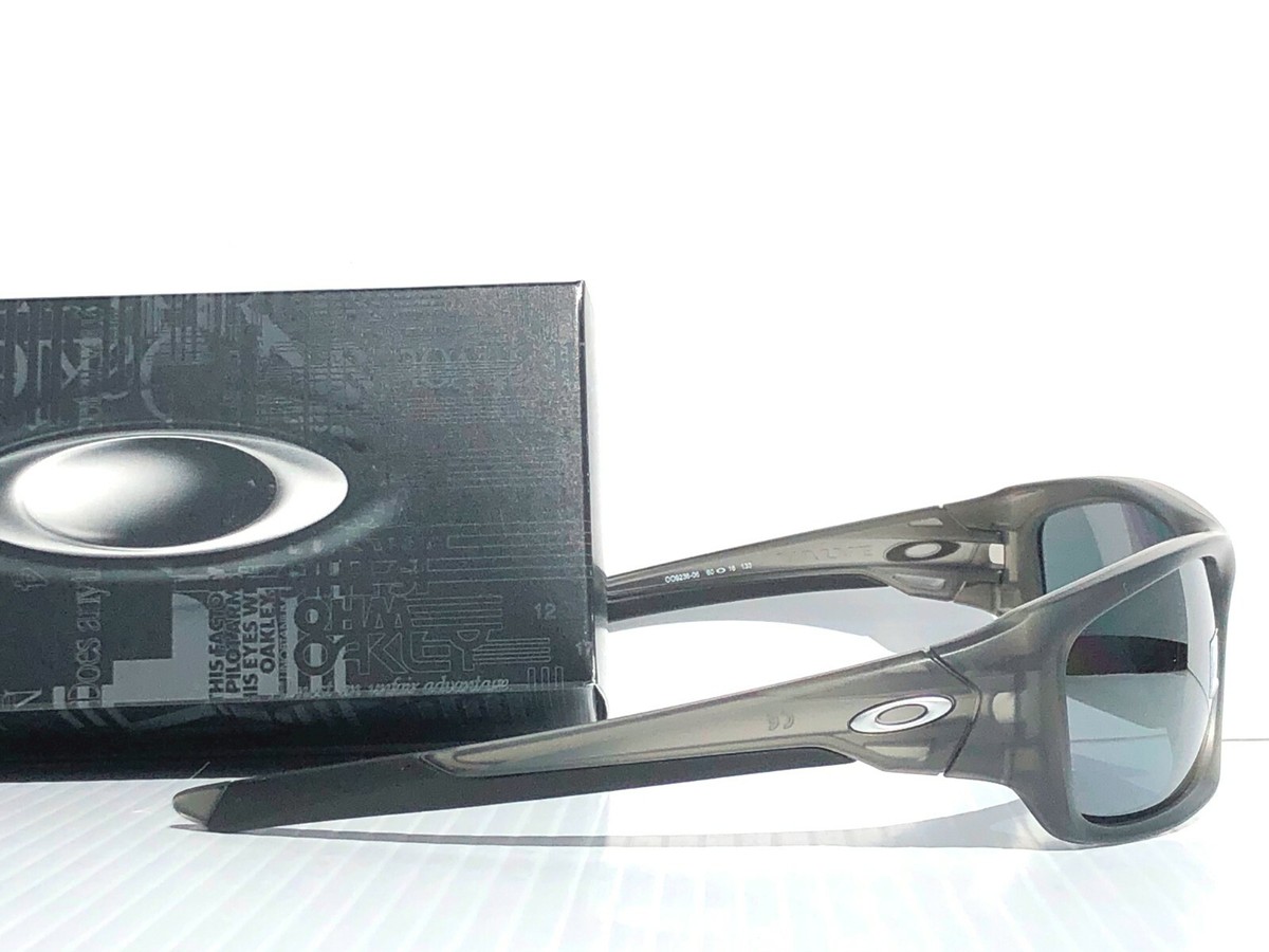 NEW* Oakley VALVE Matte Grey Smoke POLARIZED Black Iridium Lens