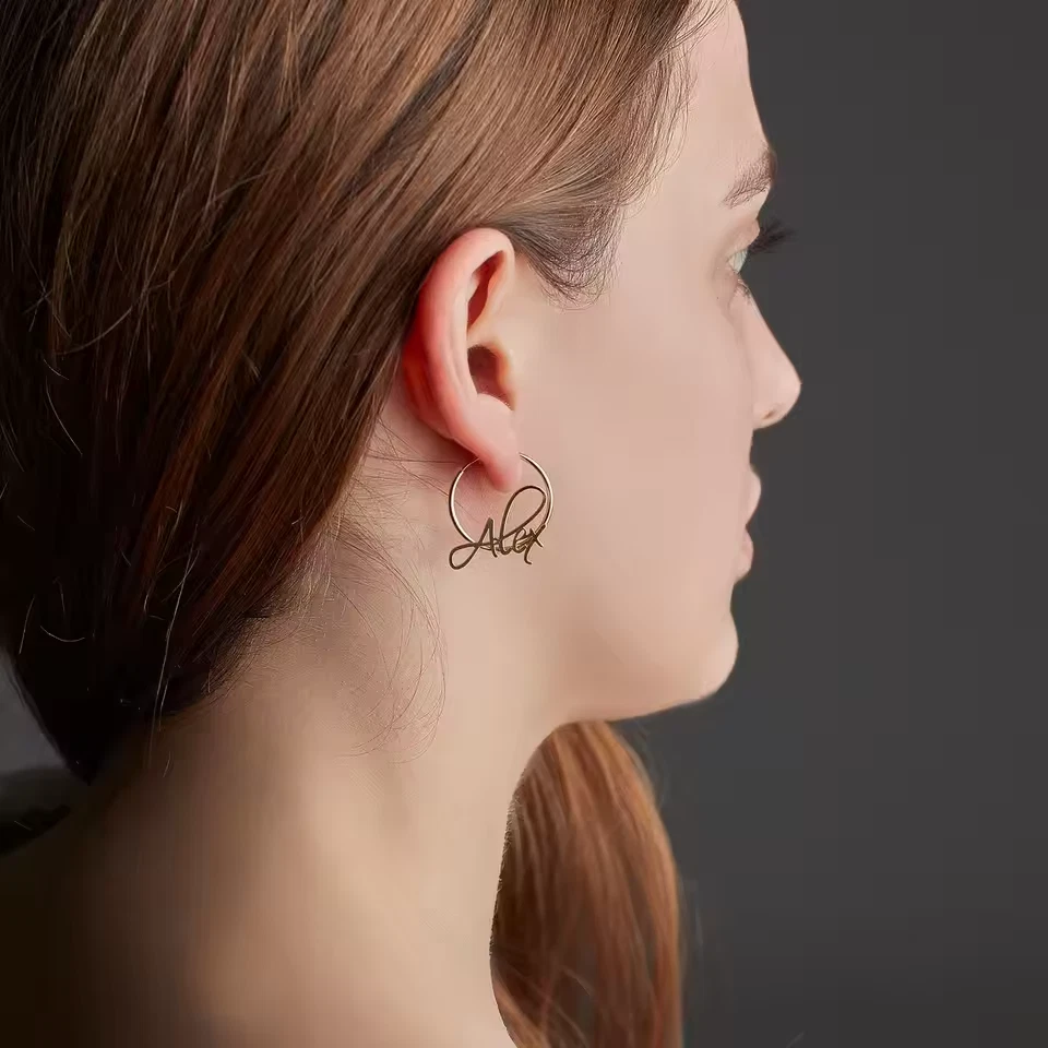 Par de brincos de argola com nome personalizado joias personalizadas 30-70 mm ouro prata moda - Imagem 2 de 4