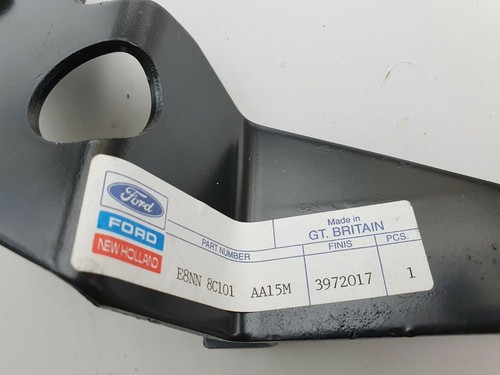 KÜHLMITTELBEHÄLTERHALTER FÜR FORD 2610-7710 SERIE TRAKTOR 83972017 - Bild 2 von 2