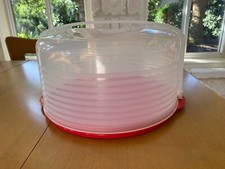 Tupperware Round Pie / Cake Taker / Red