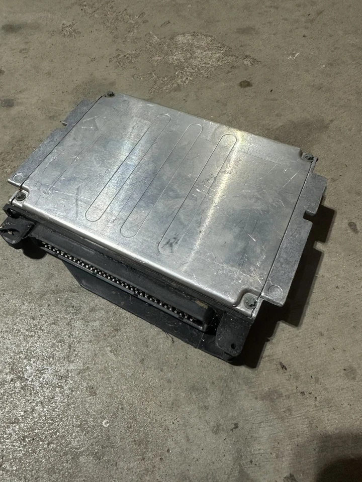 5WK9 035 BMW M3 E36 módulo control motor ordenador 1996-1997 Foto 4 de 4