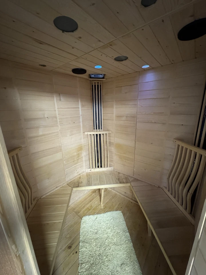 Cleansing Saunas - Image 2 of 4