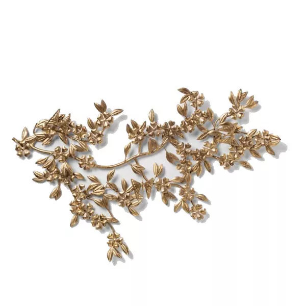 17.4 Декоративная настенная скульптура из листьев и цветов, выполненная из золота