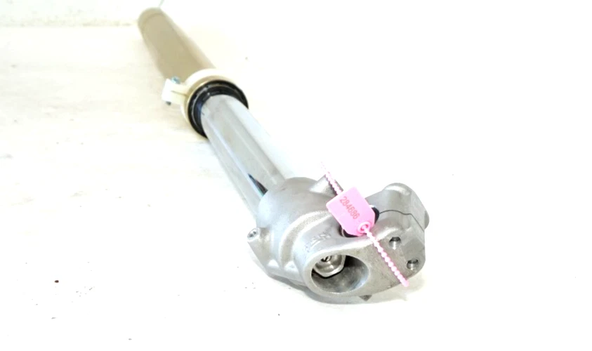 Suspensão 2023 00-24 Suzuki DRZ400SM DRZ 400 GARFO DIREITO 284686 ORIGINAL DO FABRICANTE - Imagem 2 de 4