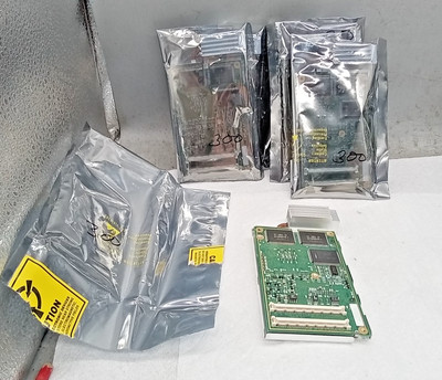 1 NOS INTEL Mobile  PENTIUM II  300 MHZ   MMC 1  CPU Processor PMG 30005002AA