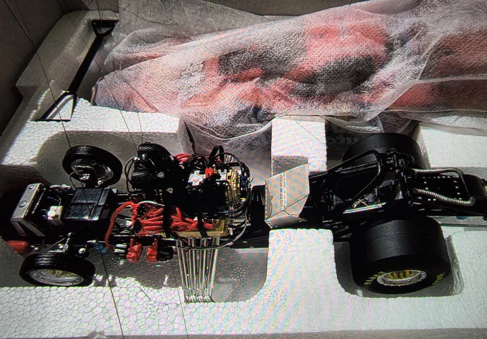 1.24scale Action CRUZ PEDREGON ADVANCE AUTO PARTS SANTANA 04 FIREBIRD FUNNY CAR - Image 3 of 4