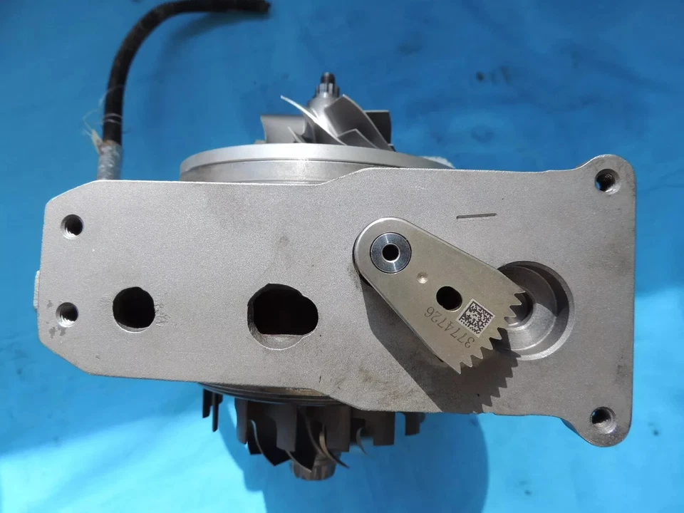 HE300VG VGT 6.7L 再制造正品涡轮增压器盒 CHRA 核心 — 第 3/4 张图片