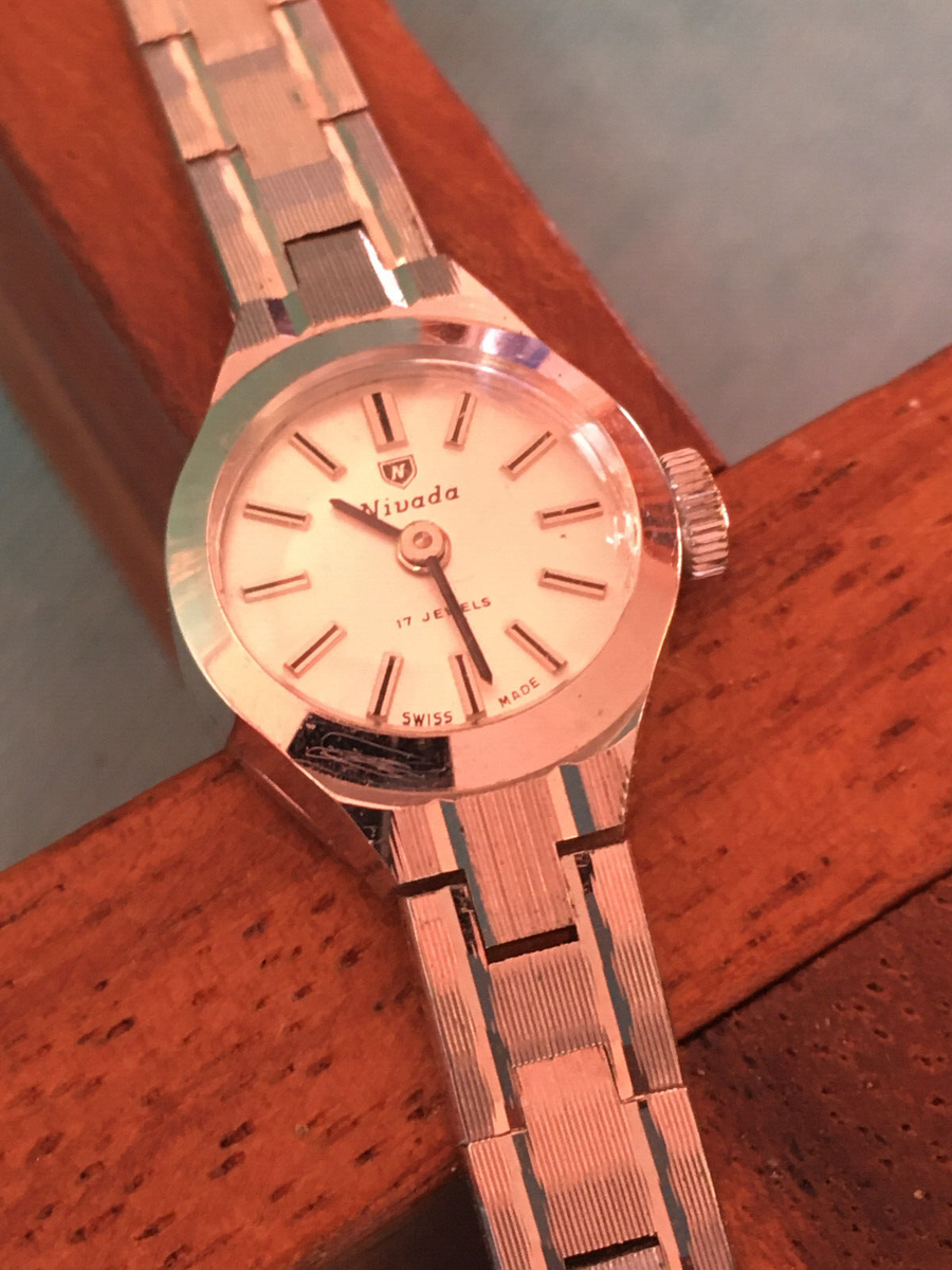 Montre Bracelet Vintage Femme Nivada Mécanique - Boîtier Chromé Acier, Occasion Bon état