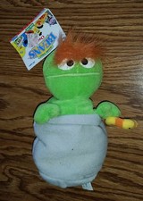 Vintage 1997 Oscar Grouch Sesame Street Beans Plush Stuffed Animal Beanbag Toy