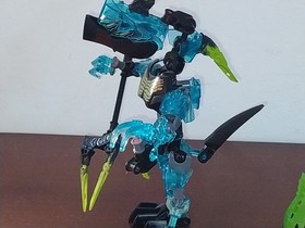 LEGO HERO Factory 44026 CRYSTAL Beast vs. BULK (2014) No Box No Instructions